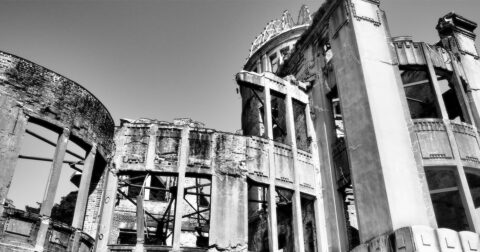 日本人物理学者がアメリカの図書館で直面した困った事態「いまだ原子爆弾の国家機密を引きずっているのか…」 – ニュースな本