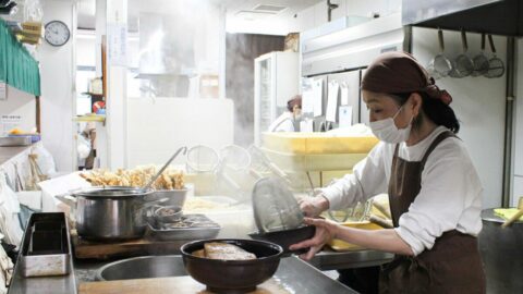 コシなし柔らか麺に行列｢隠れうどん県｣の日常 | 出張なのに、チェーン店ですか？ | 東洋経済オンライン
