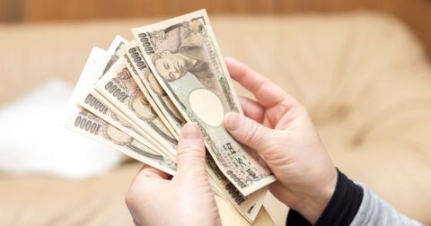 年収が低い会社ランキング2025【愛知除く中部地方・トップ5】1位のゲームソフト会社は？ – 注目ランキング