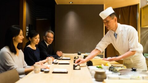 “恥をかかない””粋に見える”鮨カウンターの作法 | グルメ・レシピ | 東洋経済オンライン