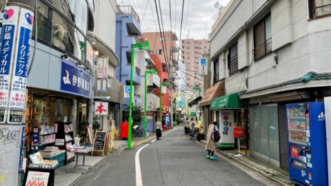 新宿駅から6分なのに｢素通りされる｣街の意外な姿【再配信】 | 首都圏、住むとちょっといい街 | 東洋経済オンライン