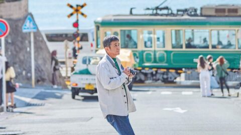 カメラを覗くように､社会を見る　NTTデータ社長 鈴木正範