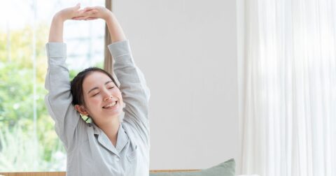 【睡眠投資】「湿度50％」が朝の活力を変える！ 一枚足すだけで今のベッドを極上の寝床にする魔法の習慣 – とにかくぐっすり眠りたい
