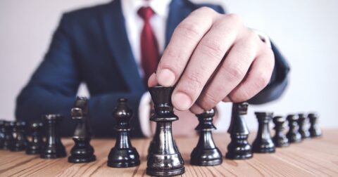 戦略を考えるとき、いちばん大事なこととは？ – [増補改訂版]経営者の教科書