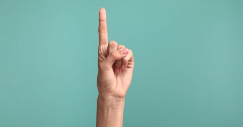 「あれは古い」「これができないとダサい」…不毛な選民思想から自由になるためのたった1つの考え方【勅使川原真衣×坂井風太（5）】 – 組織の違和感 結局、リーダーは何を変えればいいのか？