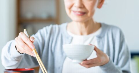 生涯年収が高い人の「朝食」の中身が、普通の人と違う納得の理由〈再配信〉 – ニュースな本