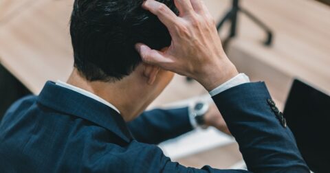 集中できなくて書類が机に山のよう…発達障害の人の仕事は、スマホアプリで劇的に改善する！ – ニュースな本