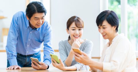 実家の親にスマホの料金プランをわかりやすく説明できる？あなたの話が途中で「迷子」になる本当の理由 – 説明組み立て図鑑
