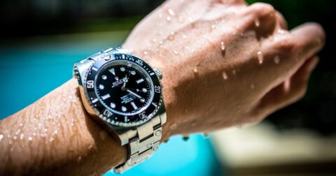 ロレックスとオメガの決定的な違い – ニュースな本