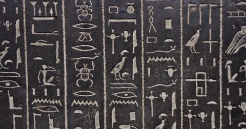 実は日本語とそっくり!?古代エジプトの象形文字に隠された、漢字との意外な共通点 – ニュースな本