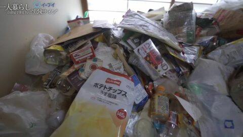 ｢ゴキブリいない生ゴミ屋敷｣”湧く家”との決定差 | ｢ゴミ屋敷｣孤独な部屋の住人たち | 東洋経済オンライン