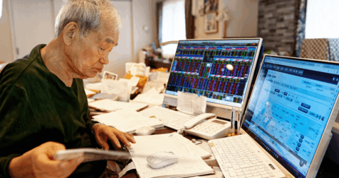 【投資歴70年 資産24億円】勝てない投資家は「線」を見、勝つ投資家は「葛藤」を読む…89歳の現役トレーダーが教える、ヒゲ1本から市場の心理を抜く技術 – 89歳、現役トレーダー 大富豪シゲルさんの教え