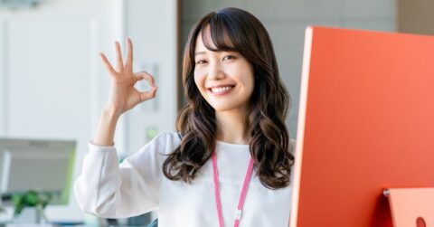 仕事ができる人こそ「日々の仕事の自己評価」は“ちょい甘”なワケ – グラフィックニュース