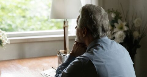 お金の使い方で幸福度は決まる｜年収が上がっても満たされない人の共通点 – アート・オブ・スペンディングマネー