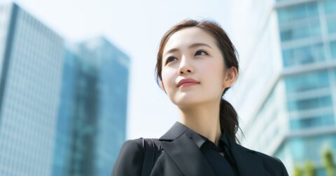 「結果を出せるチーム」の“会議の特徴”・ベスト1 – チームプレーの天才