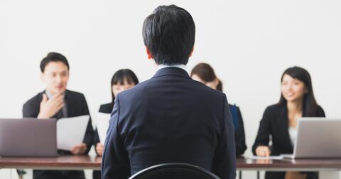 就活でNG質問をかいくぐりたい企業が使う「誘導尋問スレスレの裏技」 – ニュースな本