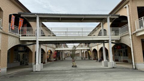 茨城にある｢リゾート風廃墟モール｣の哀しい実態 | 廃墟モールの経済学 | 東洋経済オンライン