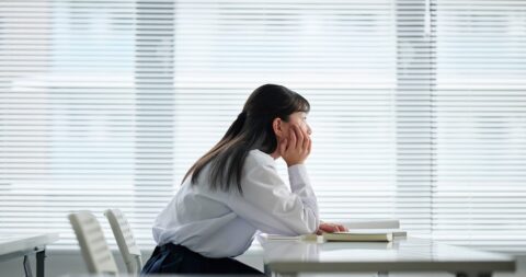 自分の性格が嫌い…精神科医が教える自己嫌悪の対処法 – 13歳からのメンタルヘルスの教科書