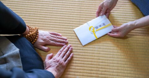 明朗会計のネット葬儀社は善か悪か？「安さ」だけでは語れない葬式のリアル – ニュースな本