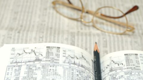 資産7億円の投資家｢会社四季報｣で必ず見る場所 | 投資 | 東洋経済オンライン