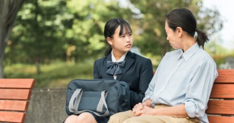 【精神科医が教える】親に本音が言えない子どもたちの特徴 – 13歳からのメンタルヘルスの教科書