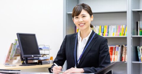 就活で「大学のキャリアセンター」を賢く使い倒す方法、入学直後から卒業ギリギリまでOK！ – 親と子の「就活最前線」