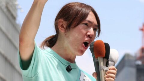 みらい･安野党首｢ロン毛に賛否｣も支持増の背景 | 国内政治 | 東洋経済オンライン