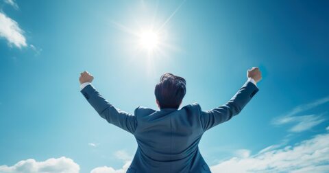 「3ヵ月で本社に戻す」と言われて3年半……家電量販店で働き続けた新卒が、広告代理店社長になれたワケ – スタートアップ芸人