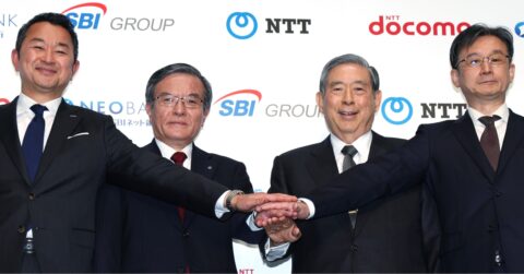 こりゃドコモの独り勝ちだわ…「住信SBIネット銀買収」でソフトバンクもauも楽天も余裕で超えたドコモがメガバンクに肉薄する未来〈再配信〉 – 今週もナナメに考えた　鈴木貴博