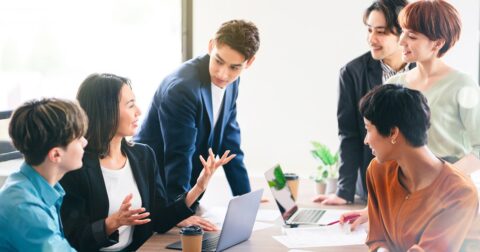 ビル・ゲイツもバフェットも、なぜ働き続けるのか？人間にとって「仕事」が必要不可欠な理由 – ニュースな本