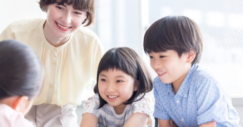 「子どもの外国語学習は早いほうがいい」と焦る親が知らない事実 – ニュースな本