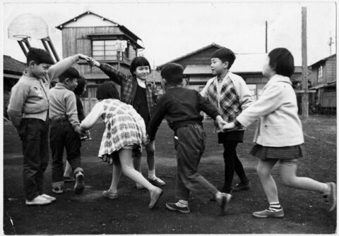 「通りゃんせ」「しゃぼん玉」「かごめかごめ」…わらべ歌に隠された真実とは？　知られざる童謡の秘密