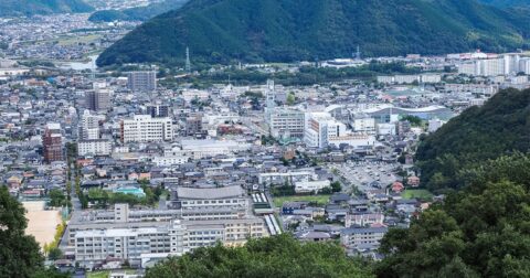 年収が高い会社ランキング2025【中国＆四国地方・トップ5】中国電力が4位、1位の世界的大企業は？ – 注目ランキング