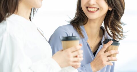 「そのバッグ素敵ですね」褒めたのが運の尽き……ベテラン社員の社内マルチ疑惑、会社はどう動くべき？ – 組織を壊す「自分ファースト」な社員たち　木村政美