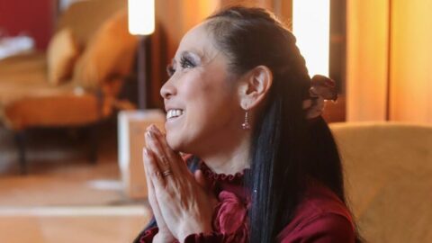 出会いはパーティー｢推しと結婚｣した彼女の半生 | リーダーシップ・教養・資格・スキル | 東洋経済オンライン