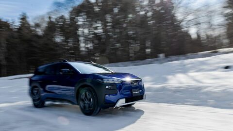 スバル新BEV｢トレイルシーカー｣雪上試乗の意図 | 試乗記 | 東洋経済オンライン
