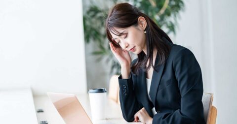 【精神科医が教える】「頑張らない人」のほうが正社員として定着するのか？ 真面目な人ほど知らない“60点主義”の正体 – 精神科医Tomyが教える　１秒で不安が吹き飛ぶ言葉