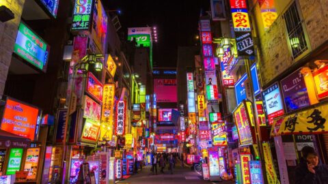 フランスは罰金27万円…なぜ日本の法律は｢買春｣を処罰しないのか?