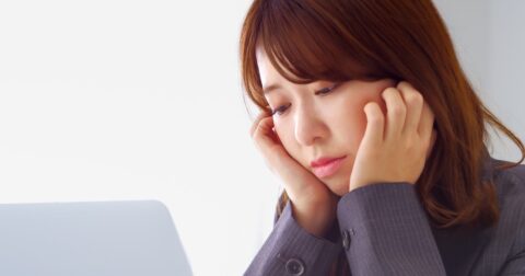 【あなたの違和感は正しい】このまま働き続けていいのかと感じたら確認すべきこと – 組織の違和感 結局、リーダーは何を変えればいいのか？