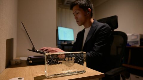 電話口の母親は号泣—｢育児119｣に届く切実なSOS | 産むも・産まぬも | 東洋経済オンライン