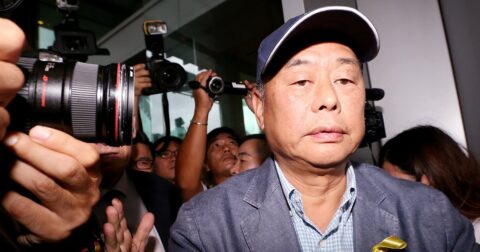 チョコレートの味に感動して香港へ密航した中国少年が、新聞王になり「極悪犯罪者」と呼ばれるまで – ふるまいよしこ「マスコミでは読めない中国事情」