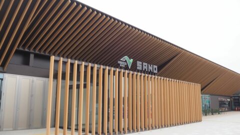 隈研吾事務所監修｢佐野SA｣はどう変わったか？ | 佐滝剛弘の高速道路最前線 | 東洋経済オンライン