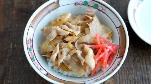 牛丼自作は損？｢豚丼｣外食以上の味に仕上げる技 | 樋口直哉の｢シン・定番ごはん｣ | 東洋経済オンライン