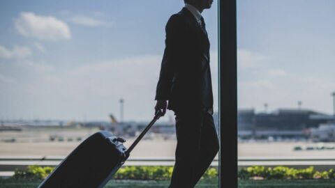 奨学金月10万返済で｢自律神経に異常｣37歳彼の回想 | 奨学金返してたら生活こうなった | 東洋経済オンライン