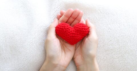 「本当の愛」と「愛もどき」の根本的な違い【精神科医が教える】 – ニュースな本