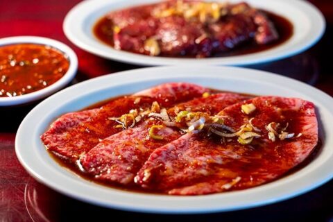【五反野】白メシを呼ぶ、下町風濃厚タレ焼肉。「昭和焼肉 かたの」の圧倒的多幸感