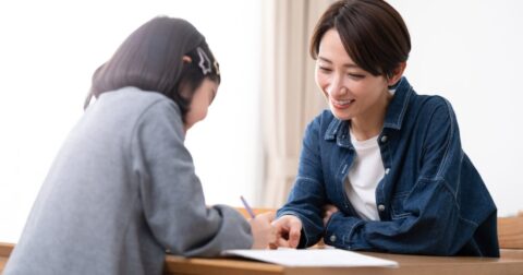 頭のいい親だけがやっている「子どものテストの点が悪かったとき」のほめ方とは？ – 赤ペン先生のほめ方