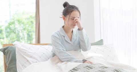 【花粉症の罠】外に干さないせいで「不眠」が加速？ 鼻詰まりを劇的に変える“布団の呼吸”のさせ方 – とにかくぐっすり眠りたい