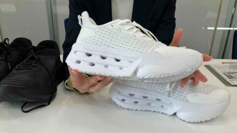 ワークマン｢3900円厚底シューズ｣走り以外の用途 | ファッション・トレンド | 東洋経済オンライン