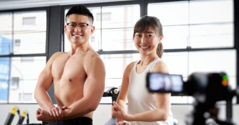 「再生数は多くないのになぜか食えている配信者」は何をしているのか – ニュースな本